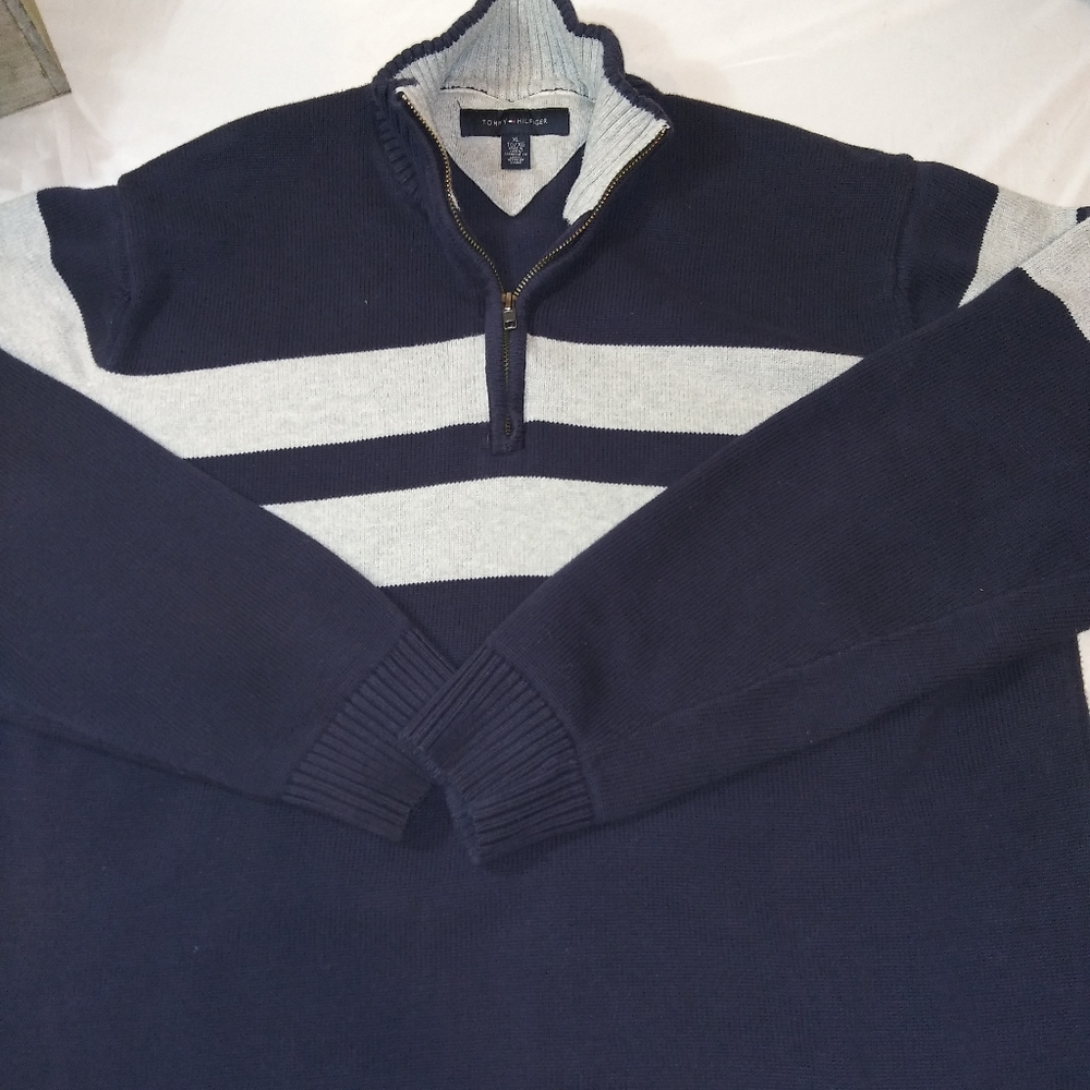Tommy hilfiger x large pullover sweatshirt